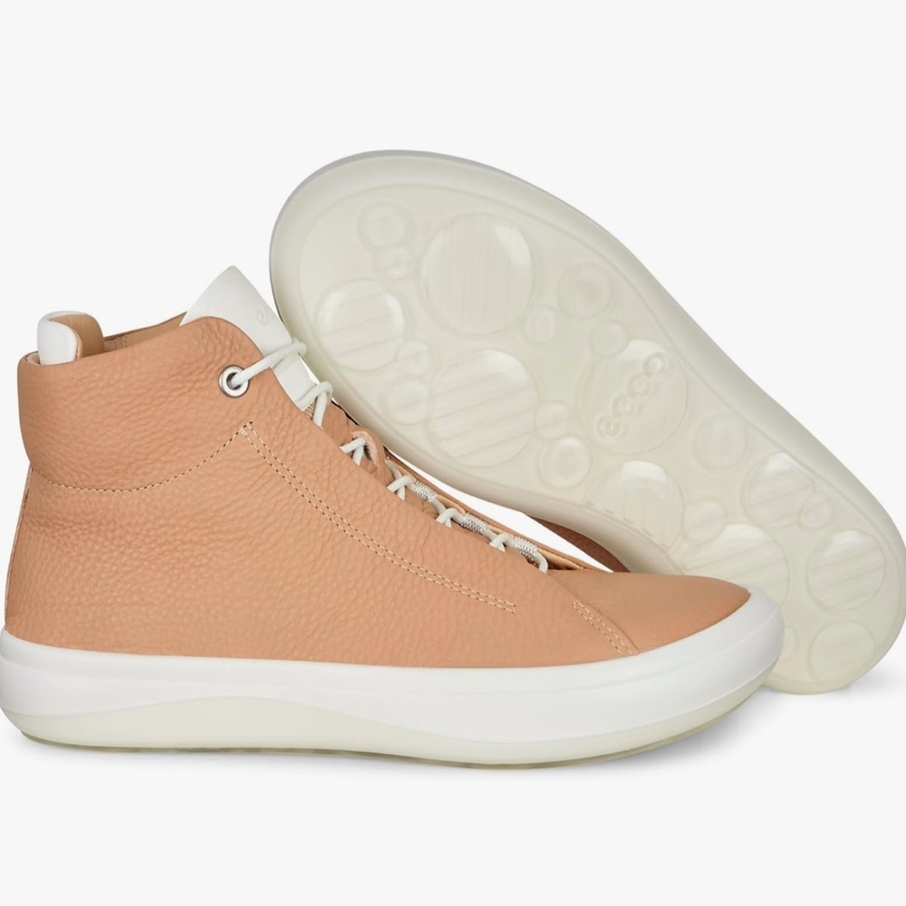 Ecco Women's Sneakers in Tan and White